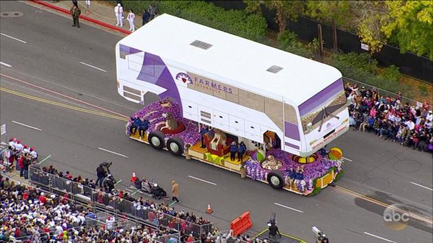 farmers-parade-float